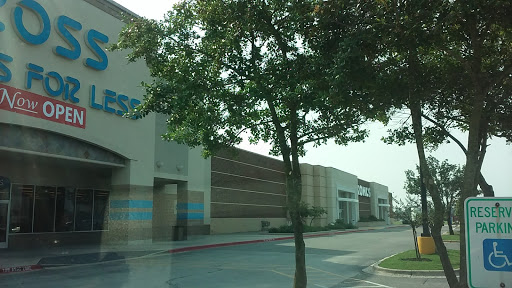 Clothing Store «Ross Dress for Less», reviews and photos, 20618 I-45, Spring, TX 77373, USA