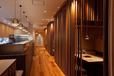 きんのぶた 箕面小野原店