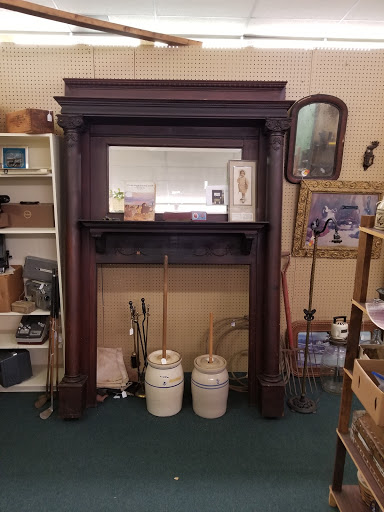Antique Store «Treasures At Century Plaza», reviews and photos, 3702 Century Dr, Fort Smith, AR 72903, USA