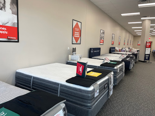 Mattress Firm Bloomfield Town Square image 10