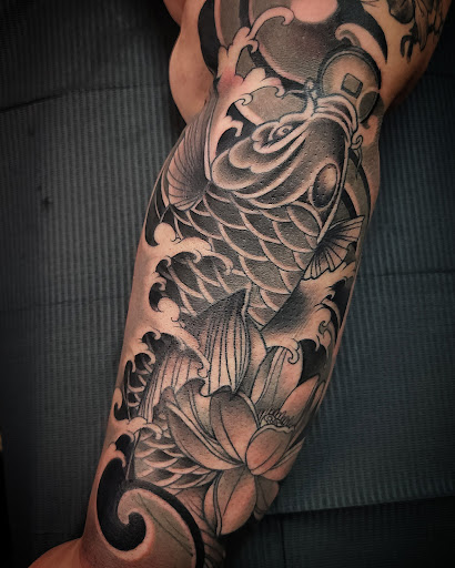 Explore small turtle tattoo ideas, creative tattoo ideas in Anchorage, available at SDITATTOO, LLC