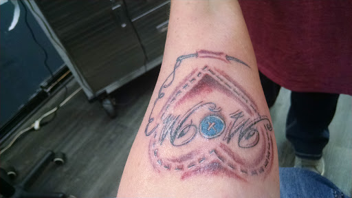 Explore family small tattoo ideas, creative tattoo ideas in Sioux City, available at Maya Modification
