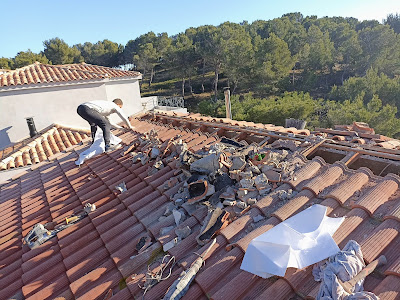 Artisan Couvreur Koebel à Châteauneuf-les-Martigues