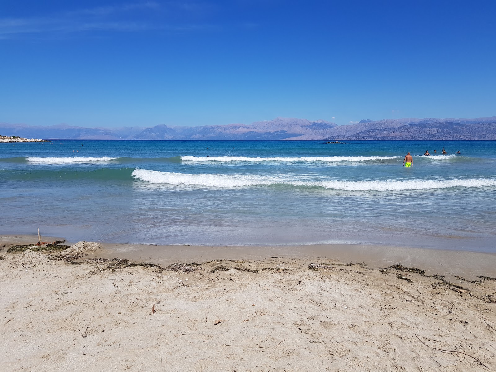 Agios Spiridon'in fotoğrafı ve güzel manzarası