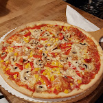 Photo n°3 de l'avis de Patricia.� fait le 30/11/2019 à 21:56 sur le  BurgerGarage Schwieberdingen Imbiss Burger Currywurst Pommes Hotdog Foodtruck Restaurant Onlinebestellung Lokal à Schwieberdingen