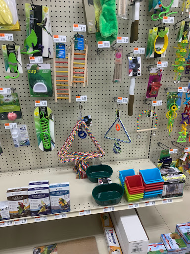 Pet Supply Store «Pet Supplies Plus», reviews and photos, 14835 Telegraph Rd, Redford Charter Twp, MI 48239, USA
