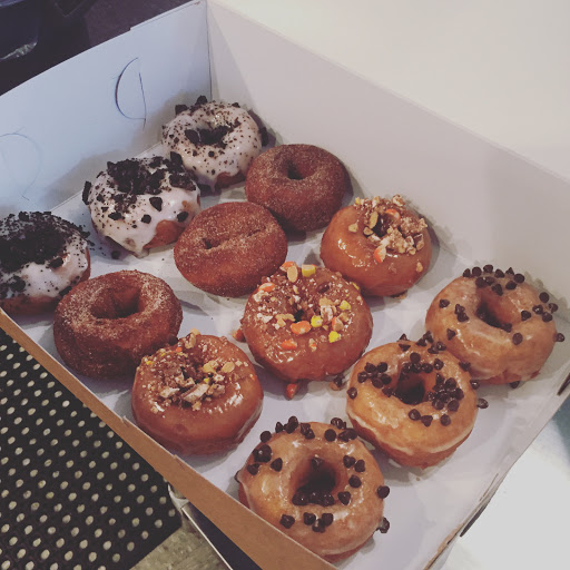 Donut Shop «The Doh-Nuh T Co.», reviews and photos, 108 Lincoln Way W, Chambersburg, PA 17201, USA