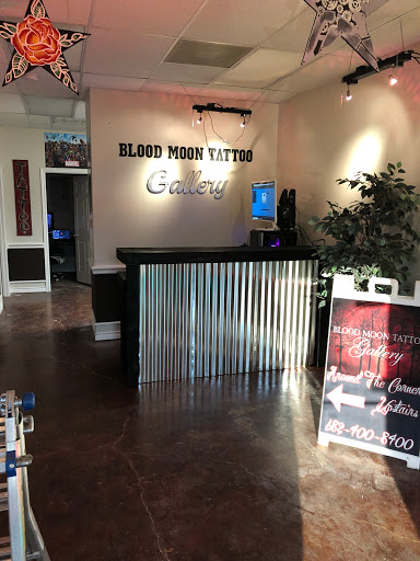 Tattoo Shop «Blood Moon Tattoo Gallery», reviews and photos, 101 N Main St #201, Mansfield, TX 76063, USA