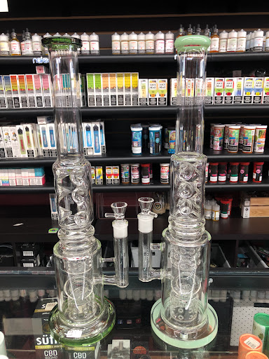 Tobacco Shop «Sky High Smoke Shop», reviews and photos, 19801 NW 27th Ave, Miami Gardens, FL 33056, USA