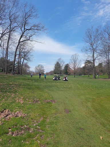 Public Golf Course «Mayfair Country Club», reviews and photos, 2229 Raber Rd, Uniontown, OH 44685, USA