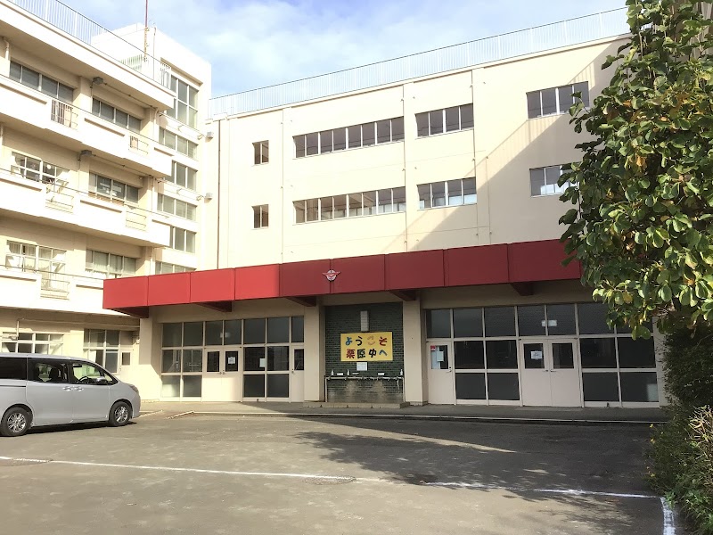 座間市立栗原中学校