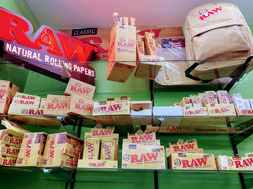 Vaporizer Store «South Side Smoke Shop», reviews and photos, 6240 S Pulaski Rd, Chicago, IL 60629, USA