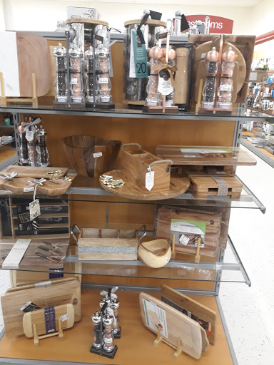 Department Store «T.J. Maxx», reviews and photos, 352 Randall Rd, South Elgin, IL 60177, USA