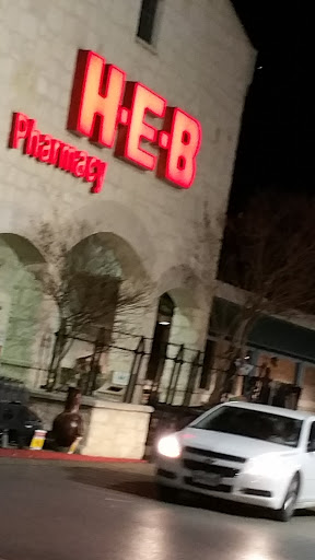 Grocery Store «H-E-B Grocery», reviews and photos, 300 Main St, Kerrville, TX 78028, USA