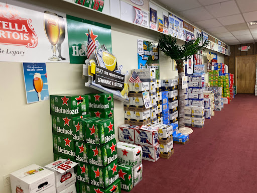 Liquor Store «M & R Liquor Store», reviews and photos, 214 W Main St, Avon, CT 06001, USA