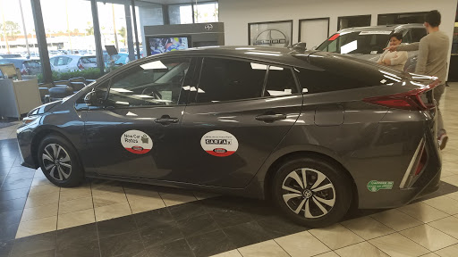 Used Car Dealer «Tustin Toyota Giant Used Car Center», reviews and photos, 44 Auto Center Dr, Tustin, CA 92782, USA