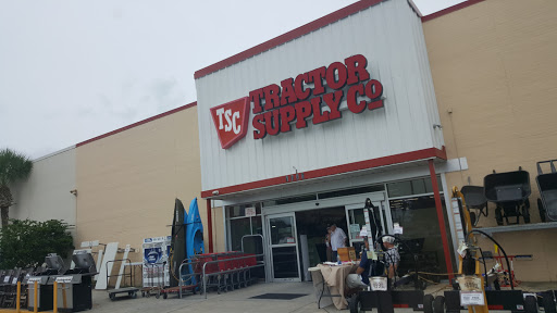 Home Improvement Store «Tractor Supply Co.», reviews and photos, 1706 Citrus Blvd, Leesburg, FL 34748, USA