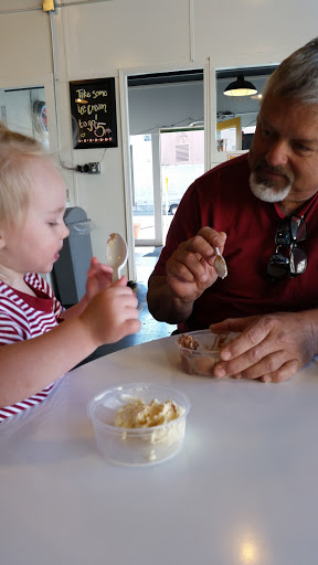 Ice Cream Shop «Scoops Ice Cream & Coffee», reviews and photos, 123 W Heron St, Aberdeen, WA 98520, USA