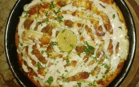 SRAW Green Chilli Pizza Hut image