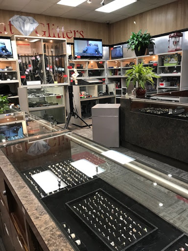 Pawn Shop «All That Glitters Pawn Shop Portland», reviews and photos, 12200 SE Division St, Portland, OR 97236, USA