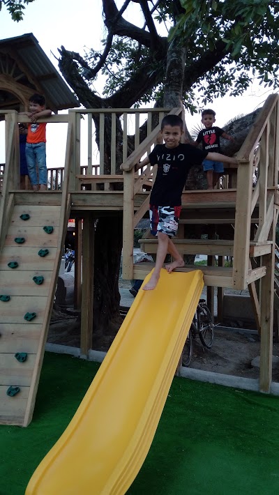 Photos of Parquecito A La Madre