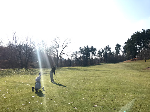 Golf Course «Maple Moor Golf Course», reviews and photos, 1128 North St, White Plains, NY 10605, USA