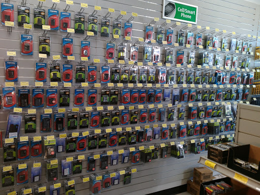 Car Battery Store «Batteries Plus Bulbs», reviews and photos, 4887 Princeton Rd, Hamilton, OH 45011, USA