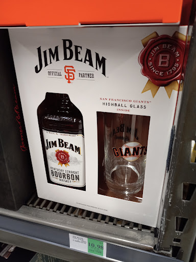 Supermarket «WinCo Foods», reviews and photos, 2200 Plaza Pkwy, Modesto, CA 95350, USA