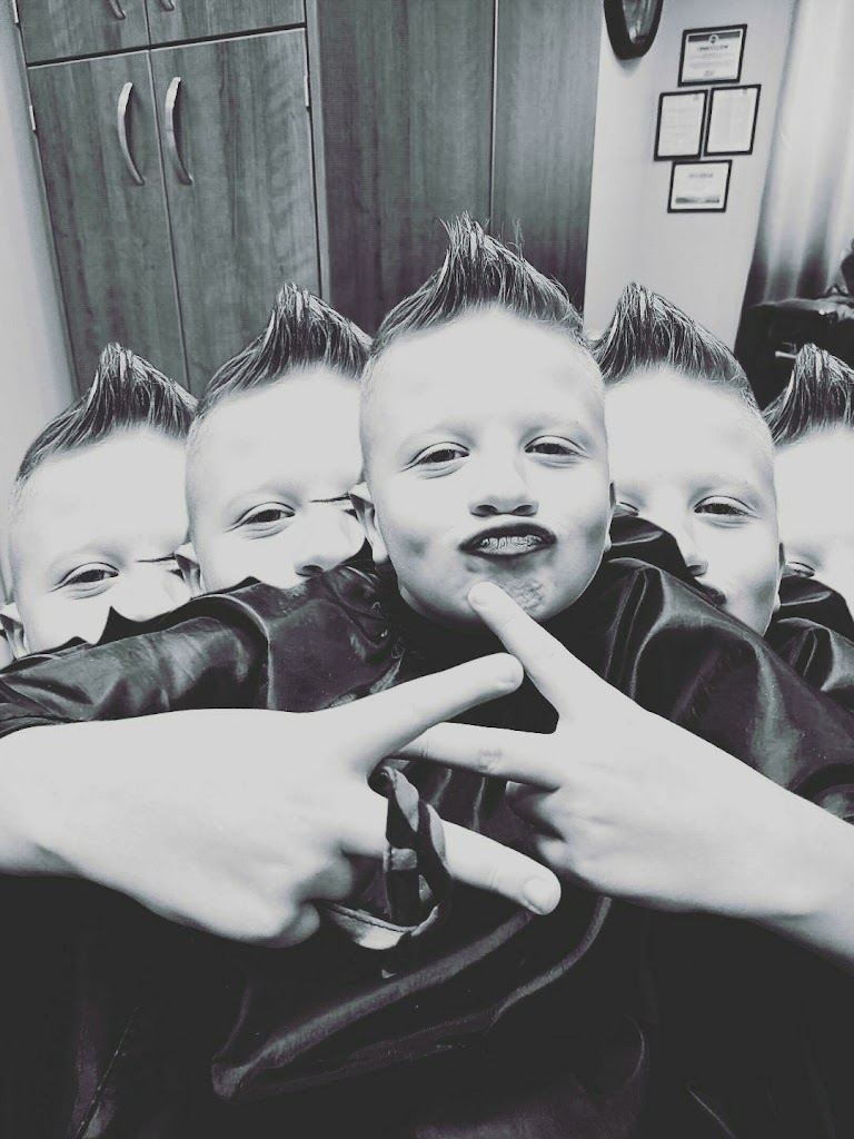 A to Z Barber Shop 44136