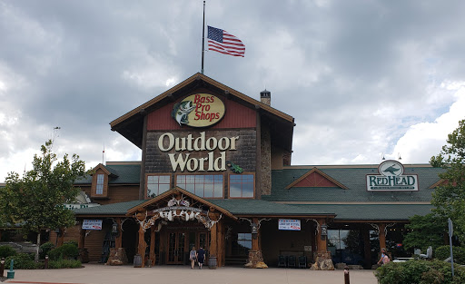 Sporting Goods Store «Bass Pro Shops», reviews and photos, 10000 Bass Pro Blvd, Rossford, OH 43460, USA