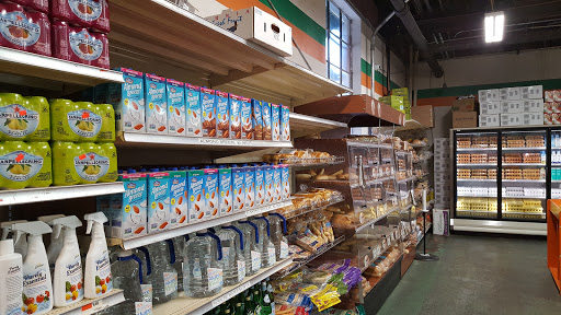 Grocery Store «Garden State Farmers Market», reviews and photos, 2549 US-1, North Brunswickck, NJ 08816, USA