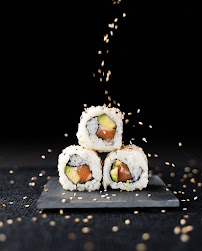 Plats et boissons du Restaurant japonais Sushi Hand Corbas - n°1