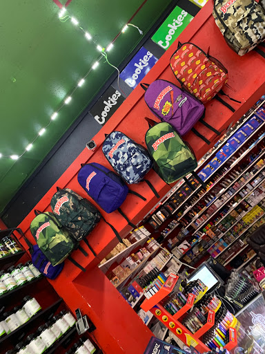 Tobacco Shop «Starbuzz Smoke Shop», reviews and photos, 668 Soscol Ave, Napa, CA 94559, USA