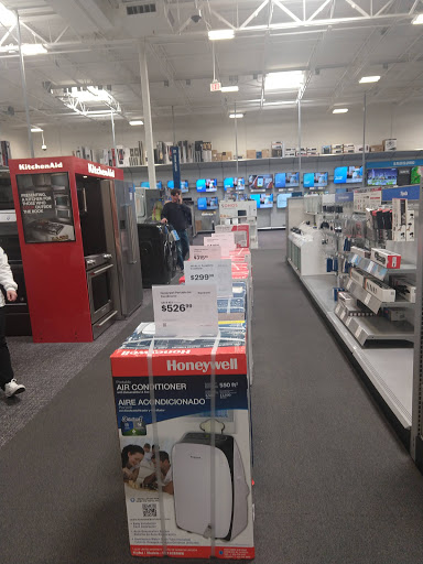 Electronics Store «Best Buy», reviews and photos, 200 Town Center Pkwy, Slidell, LA 70458, USA