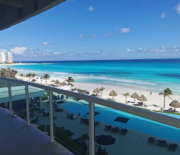 Cancun Beach Resort Condo Rentals photo