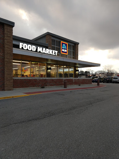 ALDI, 110 Moss Grove Blvd, Knoxville, TN 37922, USA, 