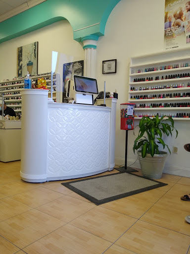 Nail Salon «L V Nails», reviews and photos, 15461 US-441, Eustis, FL 32726, USA