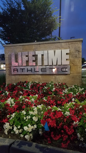 Gym «Life Time Athletic», reviews and photos, 750 Zeckendorf Blvd, Garden City, NY 11530, USA