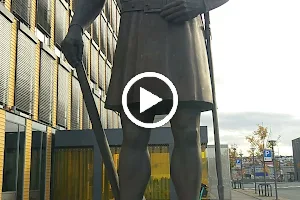 The Emigrant Monument - Leiv Eiriksson Statue image