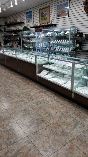 Pawn Shop «Crossroads Pawn», reviews and photos, 5511 Leesburg Pike, Falls Church, VA 22041, USA