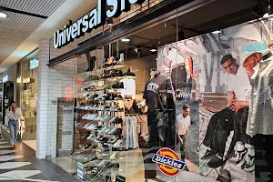 Universal Store image