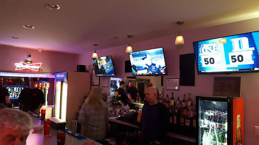 Bar «Casa Loma Bar», reviews and photos, 501 N Miami Ave, Cleves, OH 45002, USA
