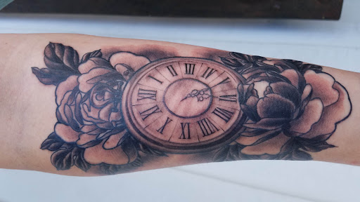 Tattoo Shop «Still Life Tattoo», reviews and photos, 1500 Pacific Coast Hwy Suite F, Seal Beach, CA 90740, USA