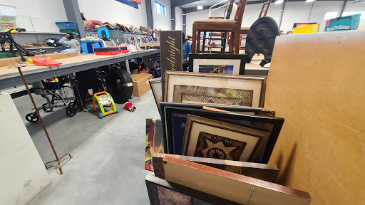 Non-Profit Organization «Kennewick Goodwill», reviews and photos