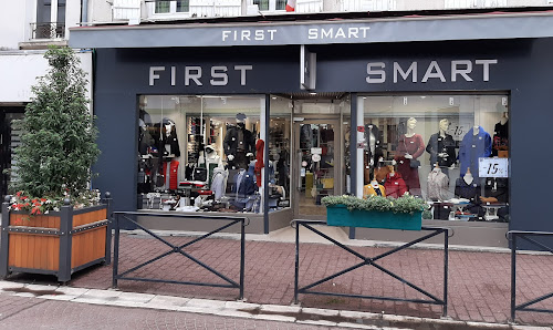 Magasin de vêtements pour hommes First Smart Montereau-Fault-Yonne