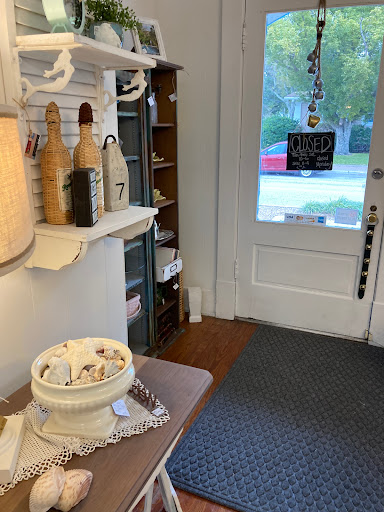 Used Furniture Store «Waterside Furnishings», reviews and photos, 357 Scotland St, Dunedin, FL 34698, USA