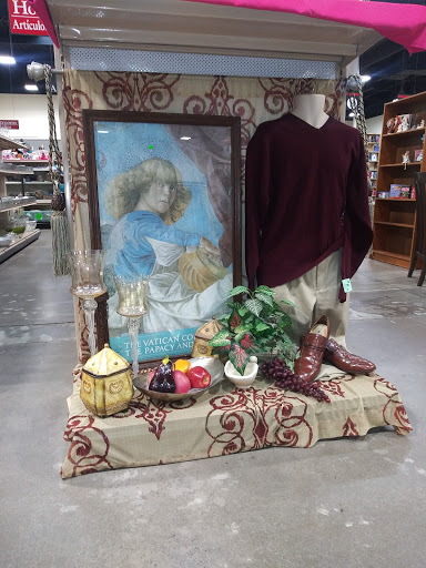 Thrift Store «St Vincent De Paul - Salem Retail Store», reviews and photos, 445 Lancaster Dr NE, Salem, OR 97301, USA