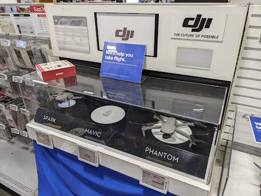 Electronics Store «Best Buy», reviews and photos, 8923 Bay Pkwy, Brooklyn, NY 11214, USA