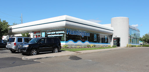 Honda Dealer «Huntington Honda», reviews and photos, 1055 E Jericho Turnpike, Huntington, NY 11743, USA