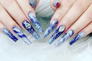 Luxe Nails image